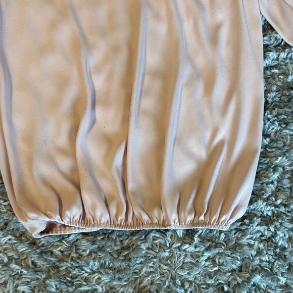 Ann Taylor peach Puff Sleeve Blouse - Picture 4 of 7